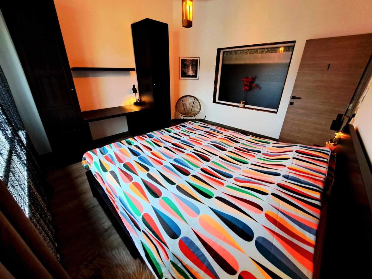 Chambre Dans Une Maison D'Hote Лиеж Екстериор снимка